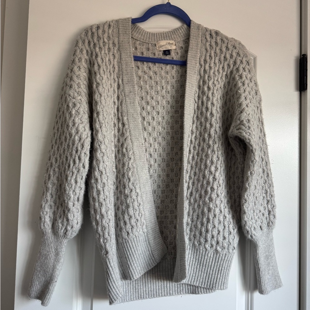 Universal Thread Light Gray Women's Cardigan